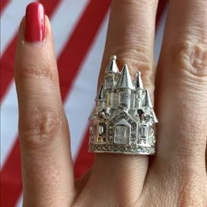 NEW Unique Romantic Silver Castle Statement Ring 7